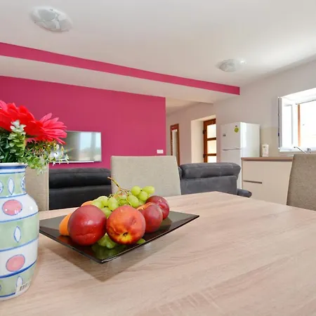 King Apartament Nin