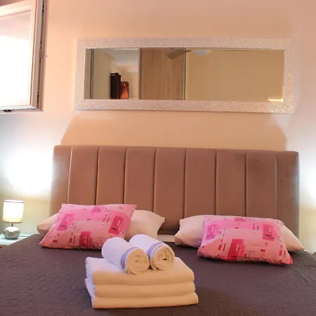 King Apartment